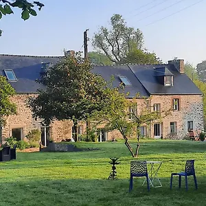 Frühstückspension L'eau Qui Dort - Et Tables D'hotes, Pleslin-Trigavou